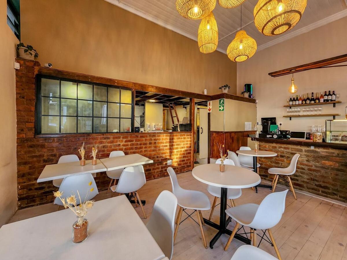 Apartamento Classy And Newly Renovated In Observatory Cidade Do Cabo